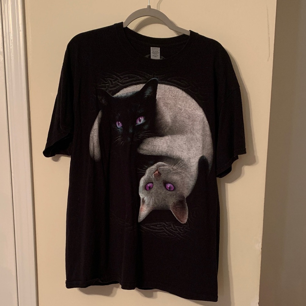 Yin-Yang Cats Mystic Graphic Tee